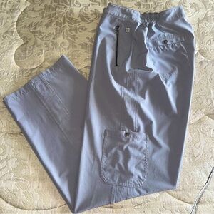 Zenergy Chico’s Gray 84% Polyester 16% Spandex Side Leg Pocket Back Pocket Sz 1